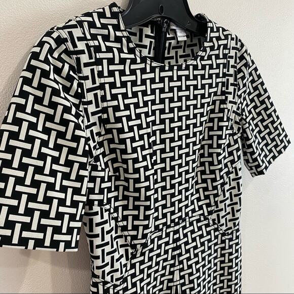 DVF Diane Von Furstenberg Geometric Black White Sheath Dress Size 4 Work Chic - Picture 4 of 15